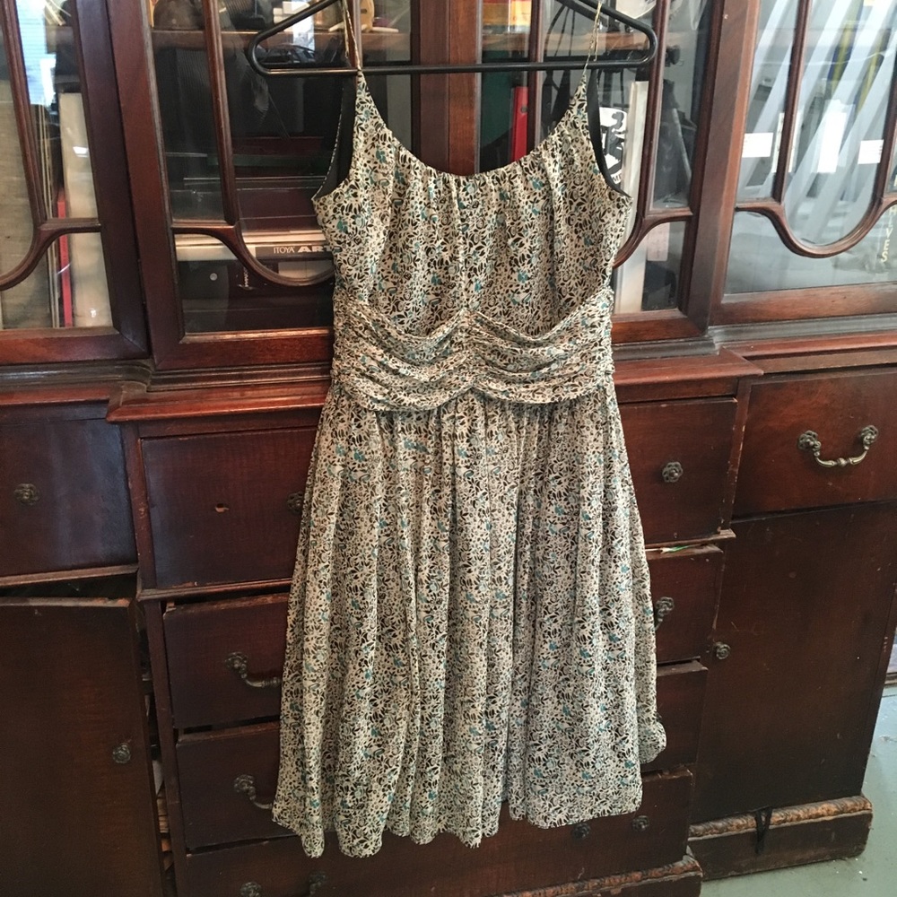 ANTHROPOLOGIE, floral gown 👗👗👗👗👗👗👗 - Size 0